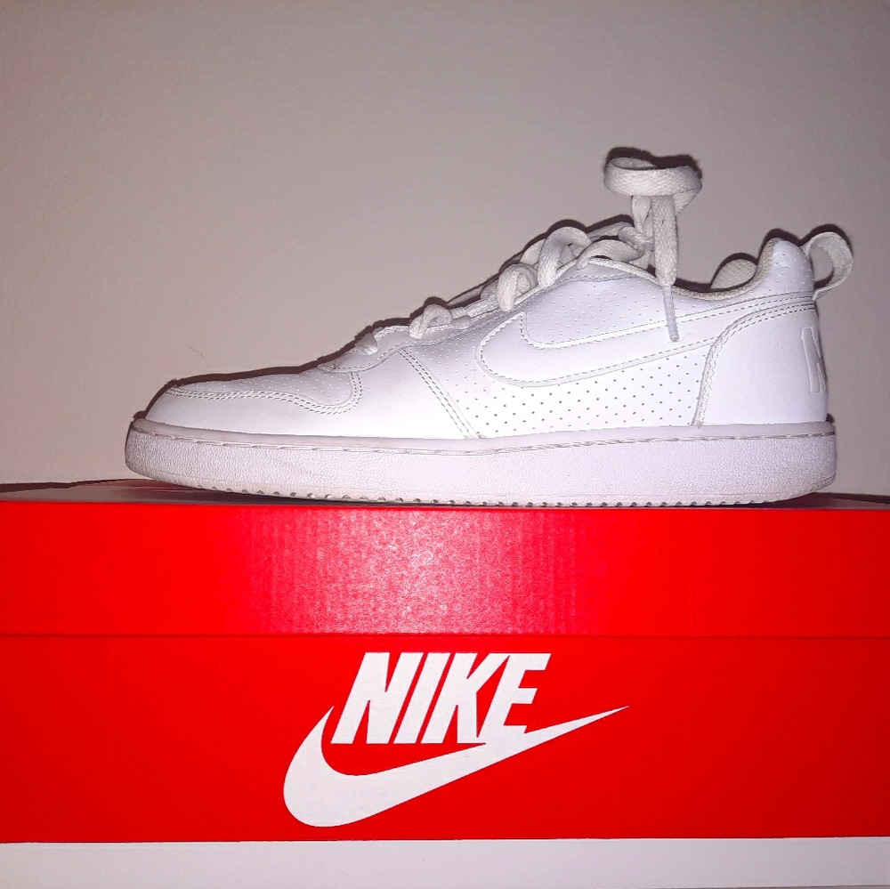 Nike Court Vision